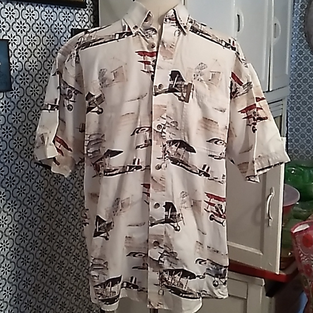 North Ruver medium airplane ✈ button down casual vacation shirt